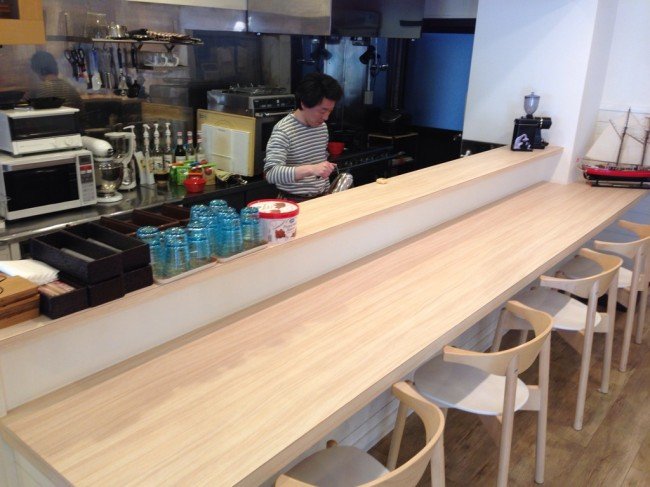 スモーブローがおすすめ!名古屋の北欧カフェ「ラヤキヴィ」に行ってきました!2 ラヤキヴィ:内観