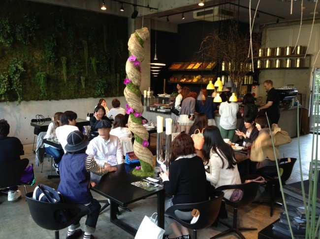 Nicolai Bergmann cafe 2