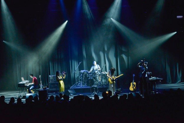 MUM（ムーム）2013年来日ライブ写真2